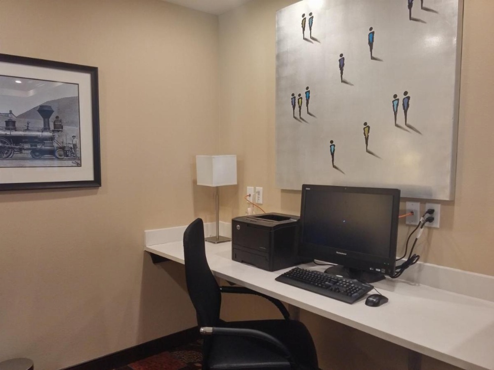 Holiday Inn Express and Suites Golden Denver Area Image 36