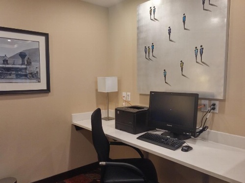 Holiday Inn Express and Suites Golden Denver Area image 36