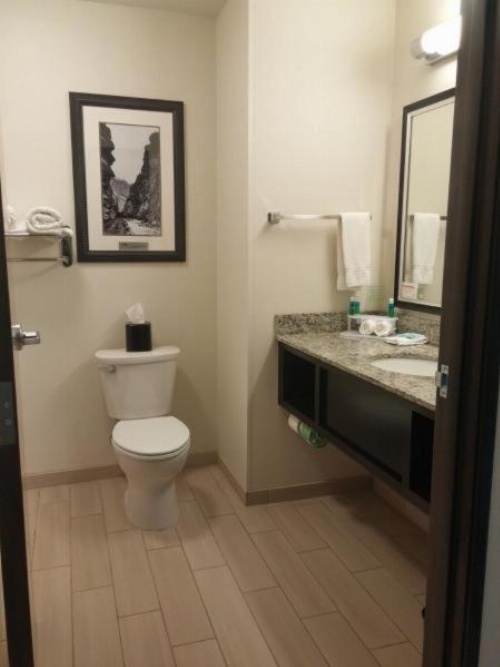 Holiday Inn Express and Suites Golden Denver Area image 38